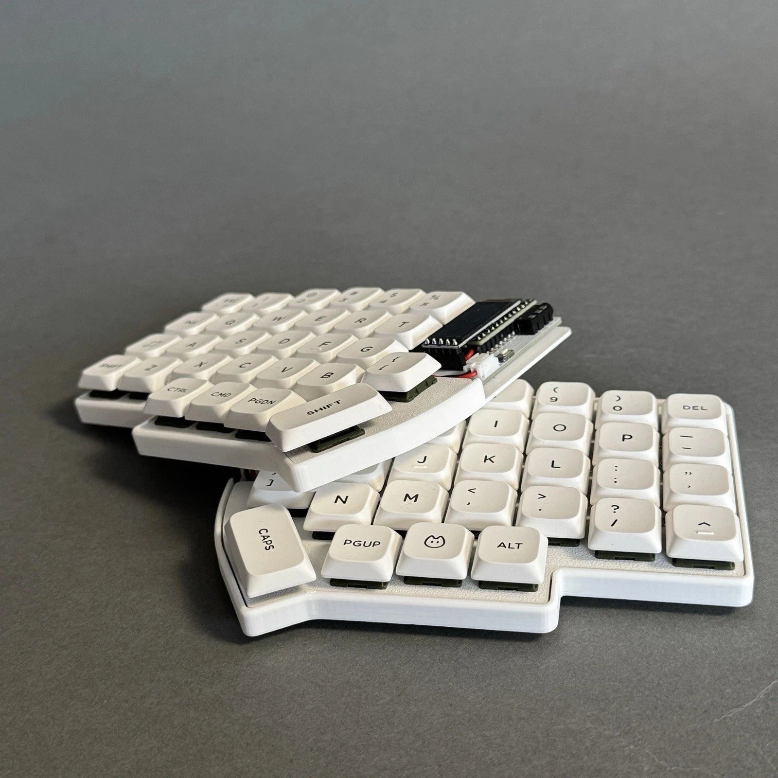 Lily58 Wireless Low Profile Split Keyboard